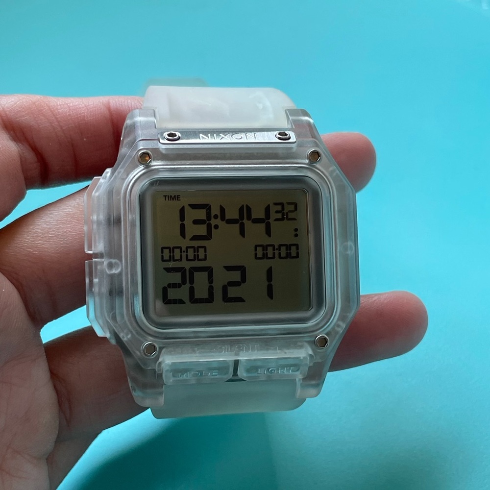 Nixon The regulus watch